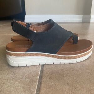 Adrienne Vittadini Sandals